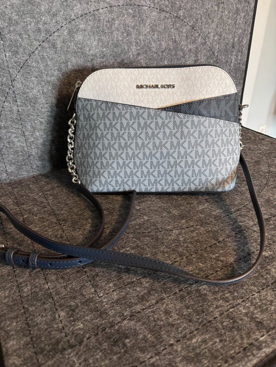 Michael Kors Handbags - Michael Kors Small Blue & White Color Block Crossbody Purse